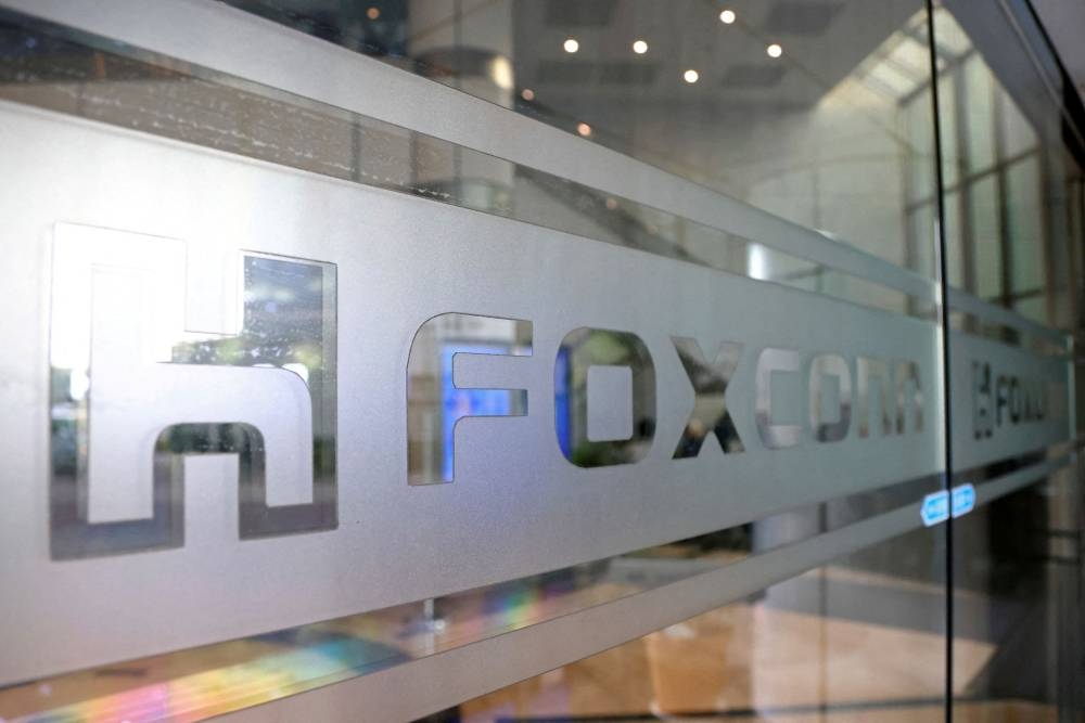 Foxconn Expects Covid Hit China Plant Back To Full Output In Late Dec