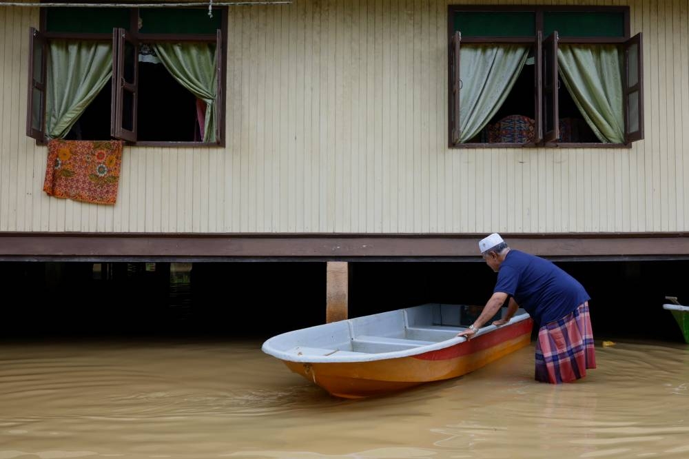 Number Of Flood Evacuees Rises In Johor Unchanged In Four Other States