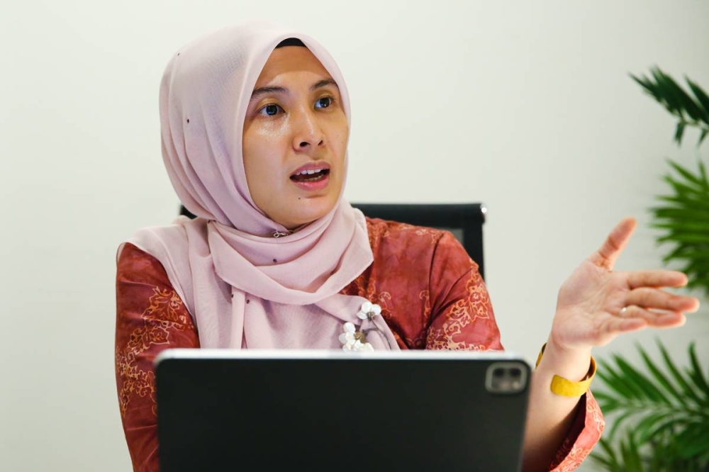 Permatang Pauh MP Nurul Izzah Anwar said constant engagement with drug abusers through harm reduction treatments for their addiction would be a better investment as it could prevent the issue of overcrowding prisons. — Picture by Yusof Mat Isa