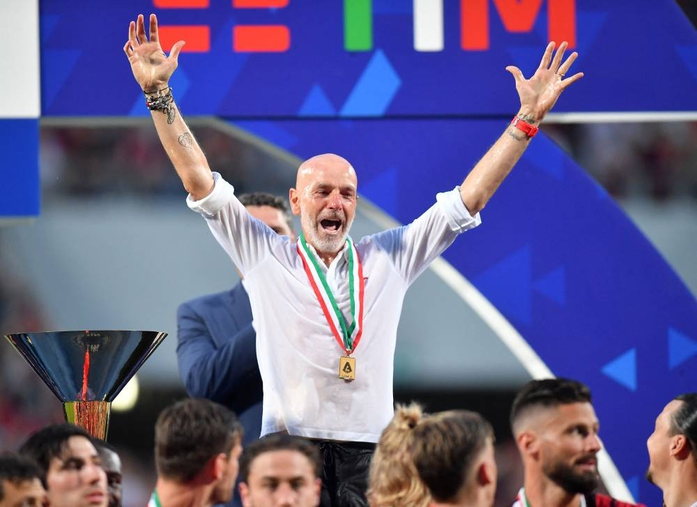 AC Milan's Pioli gets Serie A winners' medal back