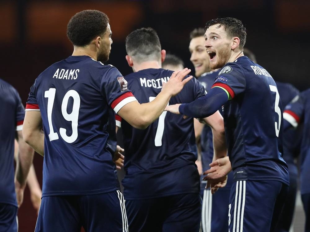 Robertson urges Scotland to put sentiment aside in Ukraine play-off