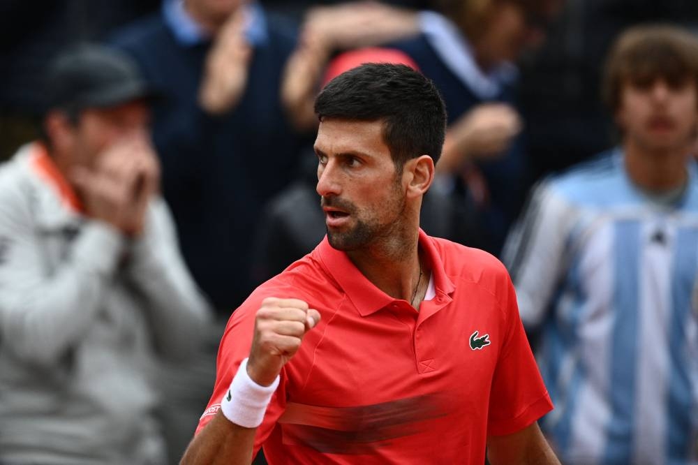 Djokovic cruises closer to Nadal clash as teens shine in Paris