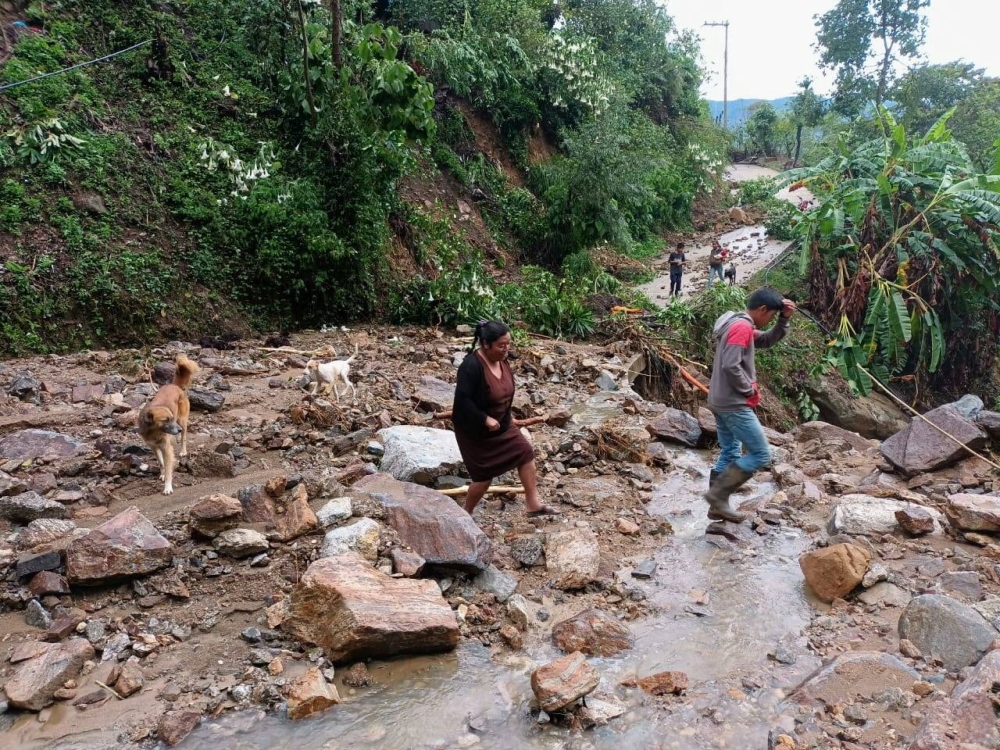 Storm Agatha kills three in southern Mexico; debris cleared on coast