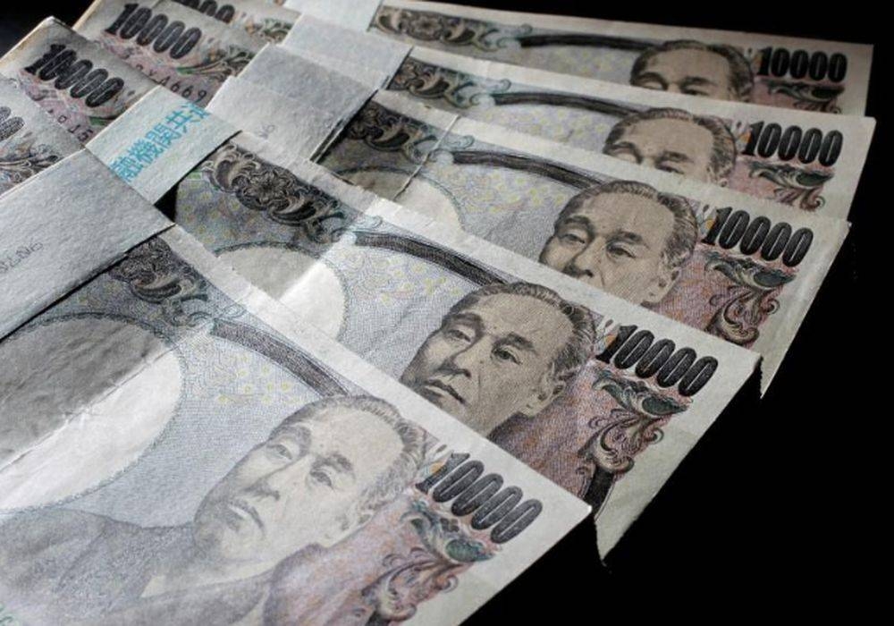 Japan tax official arrested over Covid-19 aid fraud