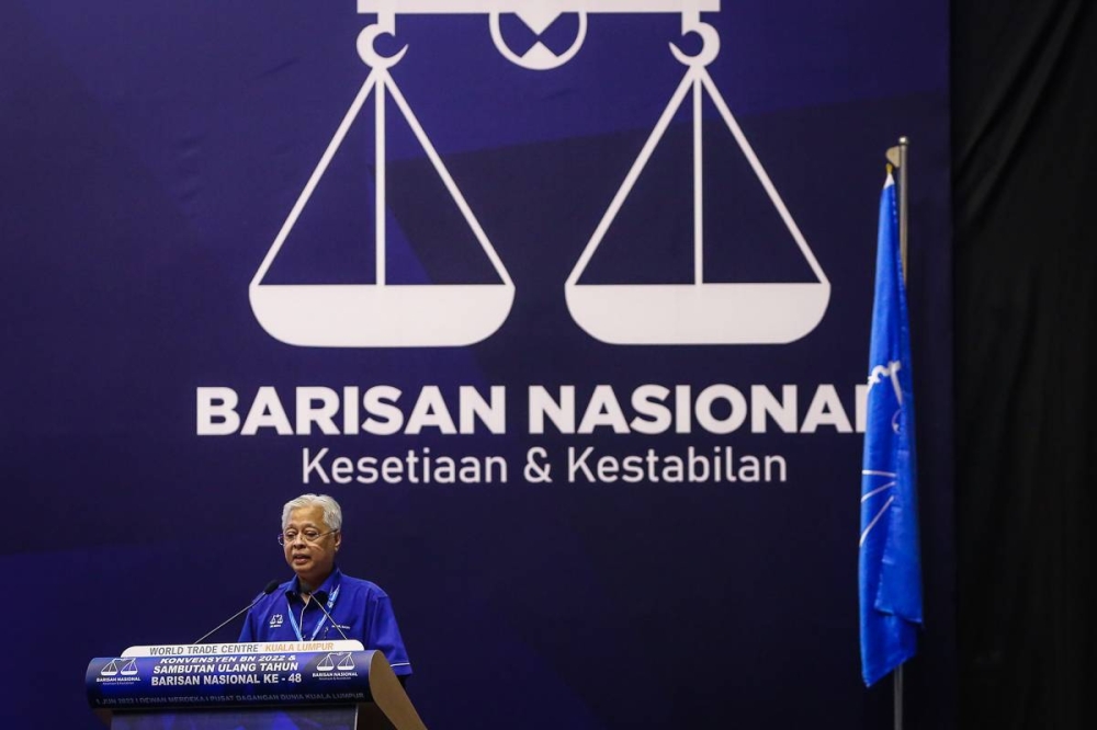 Prime Minister Datuk Seri Ismail Sabri Yaakob delivers his speech during the Barisan Nasional Convention at World Trade Centre in Kuala Lumpur June 1, 2022. — Picture by Yusof Mat Isa