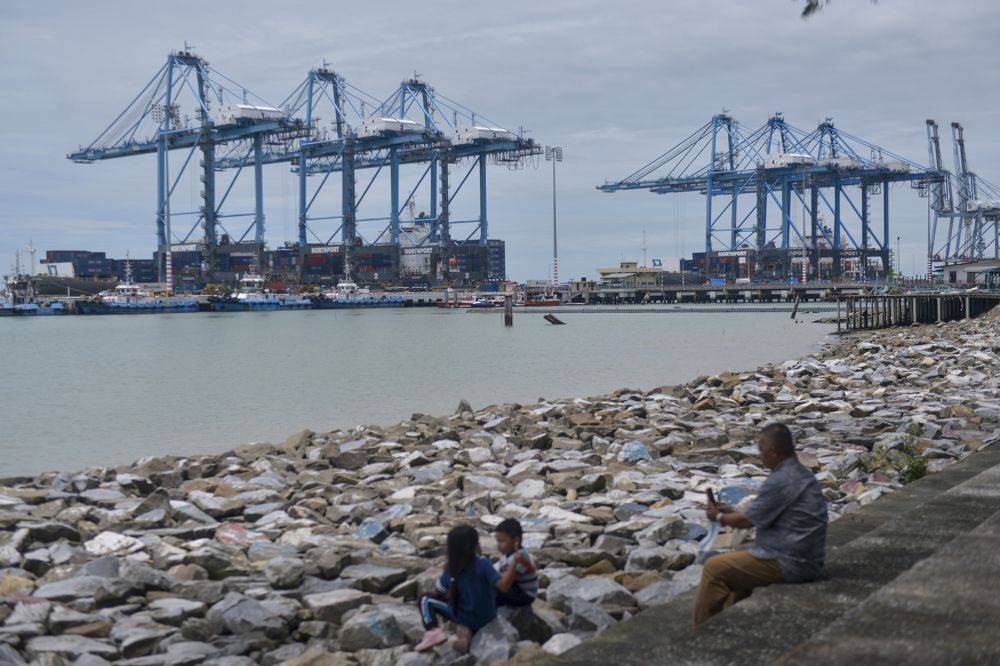 Stats Dept: Malaysia’s export, import unit value indices up in April 2022