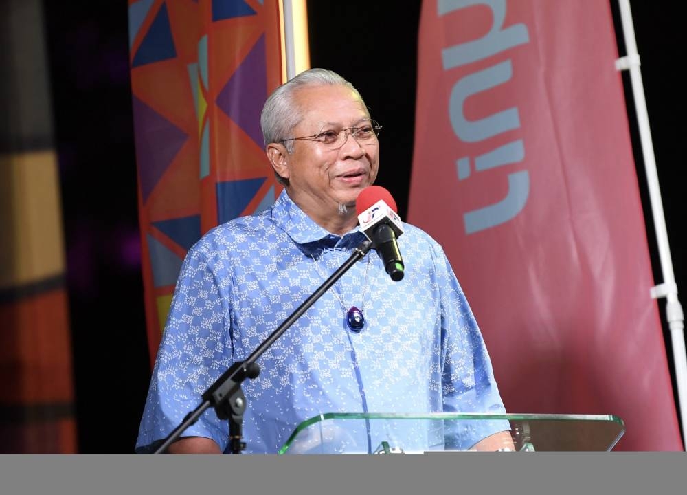 Communications and Multimedia Minister Tan Sri Annuar Musa delivers a speech at the Sabah International Convention Centre, June 3, 2022. — Bernama pic 