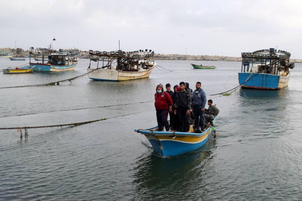 Israel arrests four Palestinian fishermen off Gaza coast