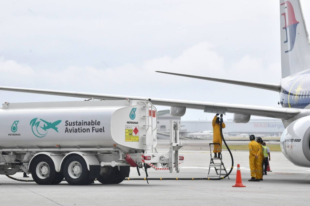 Malaysia Aviation Group to expand biofuel use for passenger, cargo flights within a year