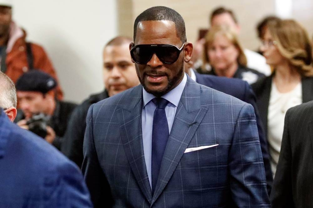 Grammy-winning R&B singer R. Kelly arrives for a child support hearing at a Cook County courthouse in Chicago, Illinois March 6, 2019. — Reuters pic