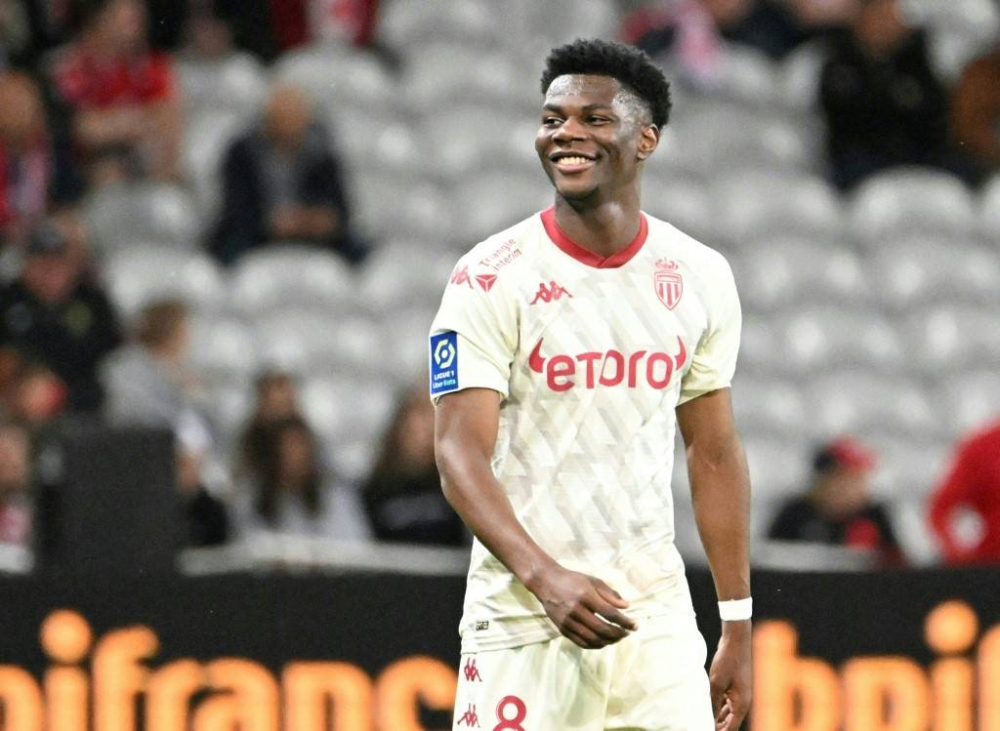 France midfielder Aurelien Tchouameni has joined Real Madrid from Monaco, both clubs announced on June 11, 2022. According to sources he 22-year-old has cost the Champions League and La Liga holders more than 80 million euros as well as an additional 20 million euros in bonuses. — AFP pic