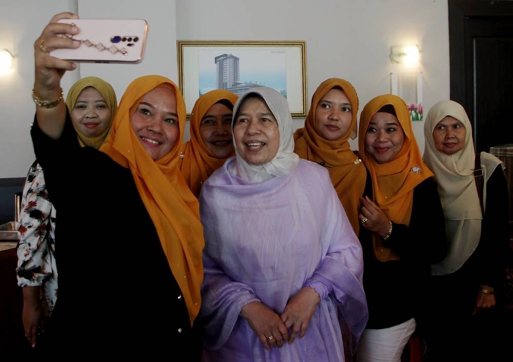 Ahead of next week’s meeting with PM, Zuraida says she hopes to keep her Cabinet post