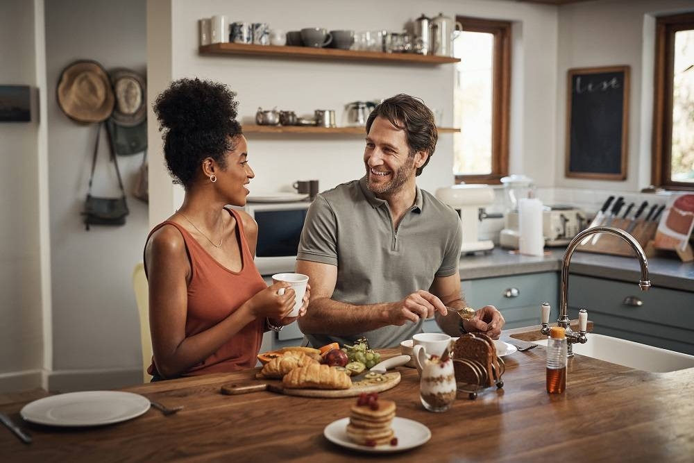 If you want to lose weight, have breakfast at 11am, says specialist