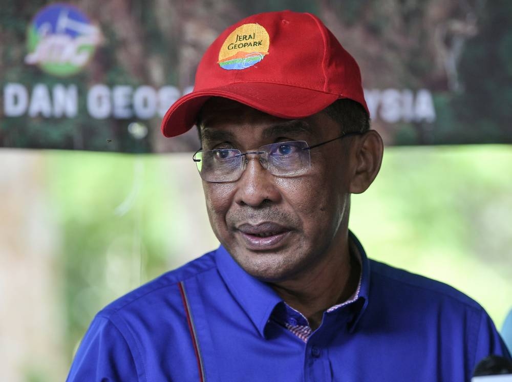 Takiyuddin says Tajuddin free to join PAS any time, after Perak chapter's offer to contest GE15