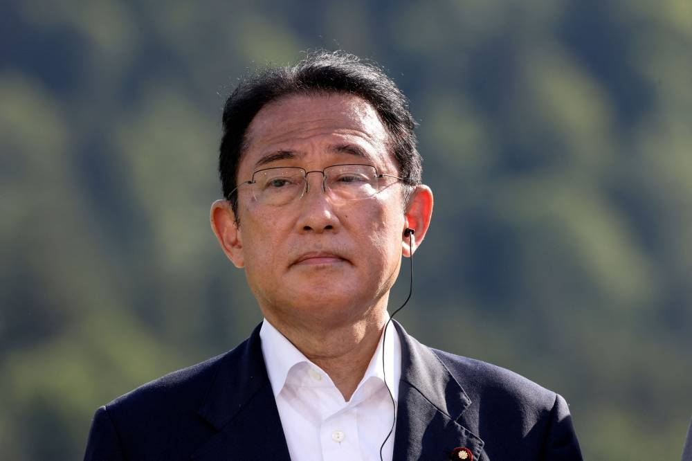 NHK: Support for Japan PM slides further as election draws near