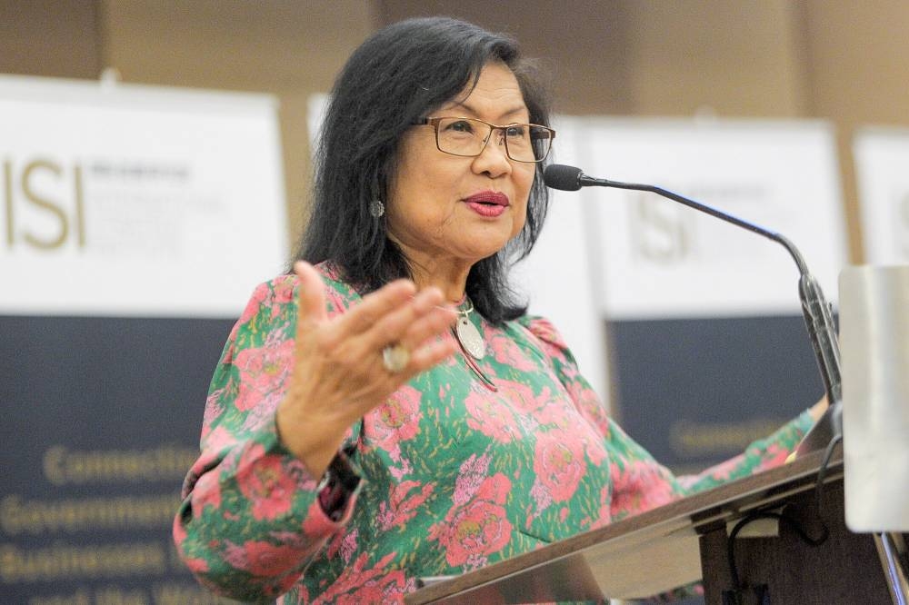 Rafidah Aziz resigns as chairman of AirAsia X