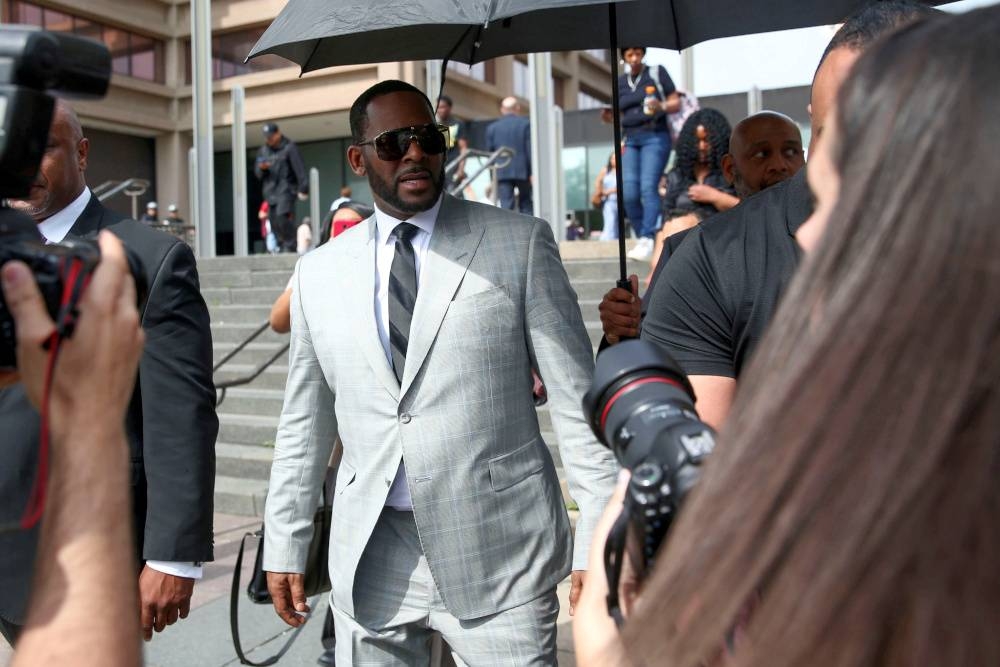 R. Kelly seeks 10 years in prison, the minimum, as sentencing looms in sex case