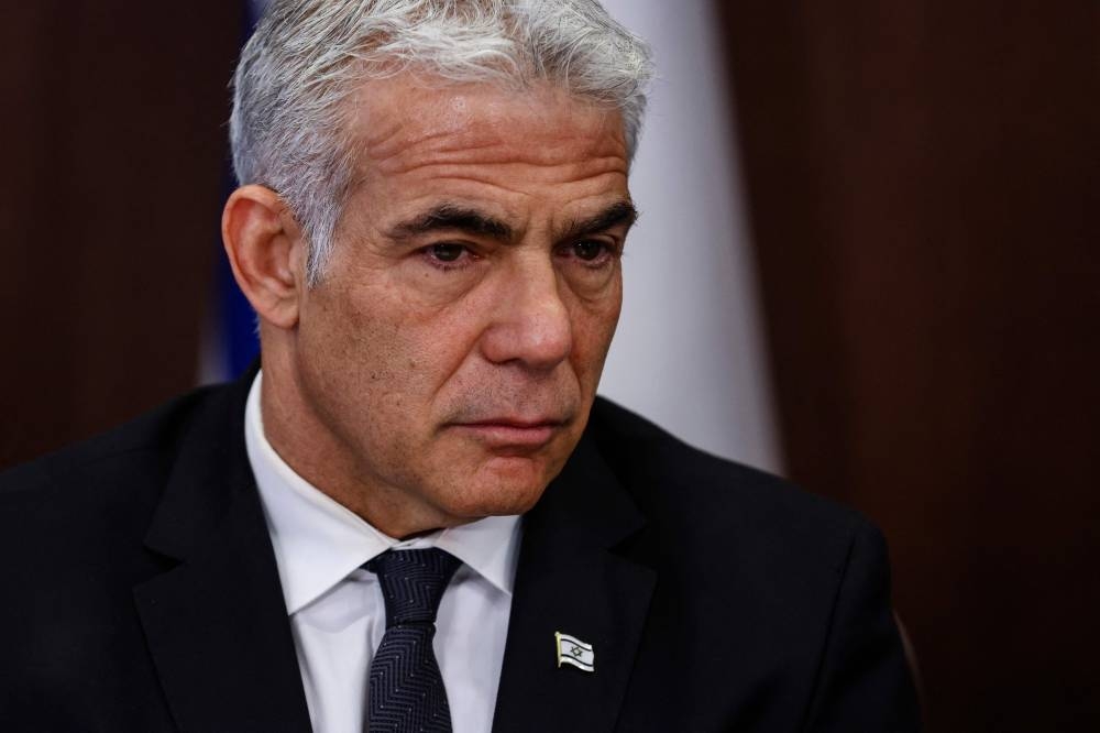 Israel heads towards snap election, Lapid poised to be PM