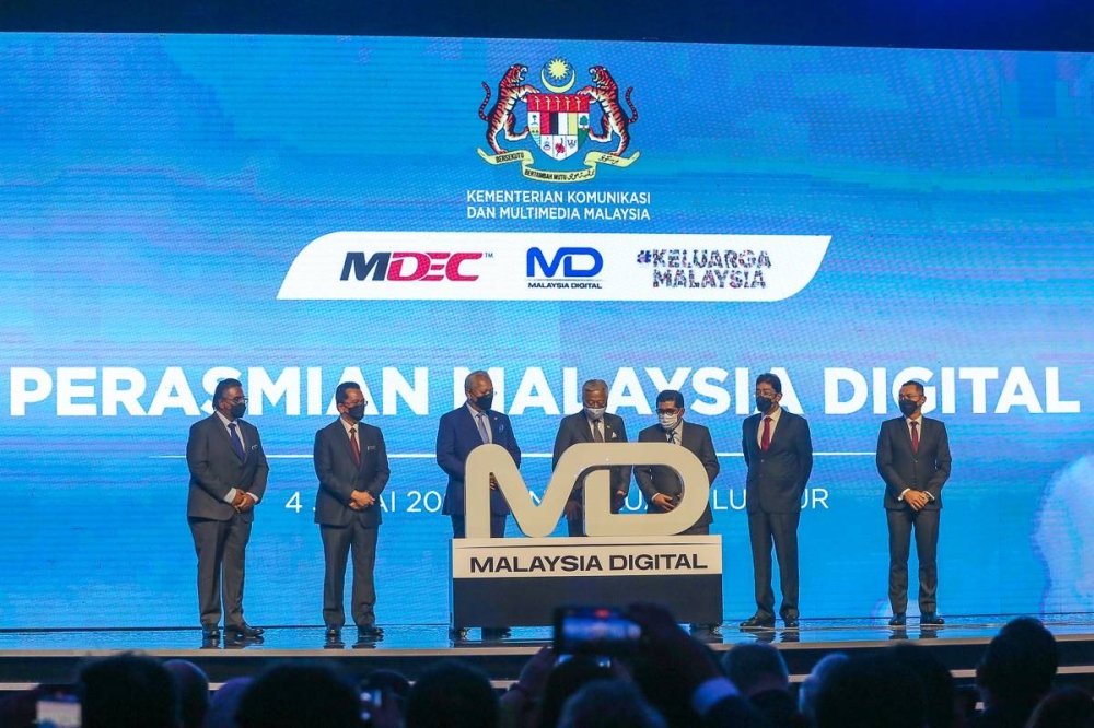 Prime Minister Datuk Seri Ismail Sabri Yaakob (centre) at the launch of Malaysia Digital in Kuala Lumpur, July 4, 2022. — Picture by Yusof Mat Isa