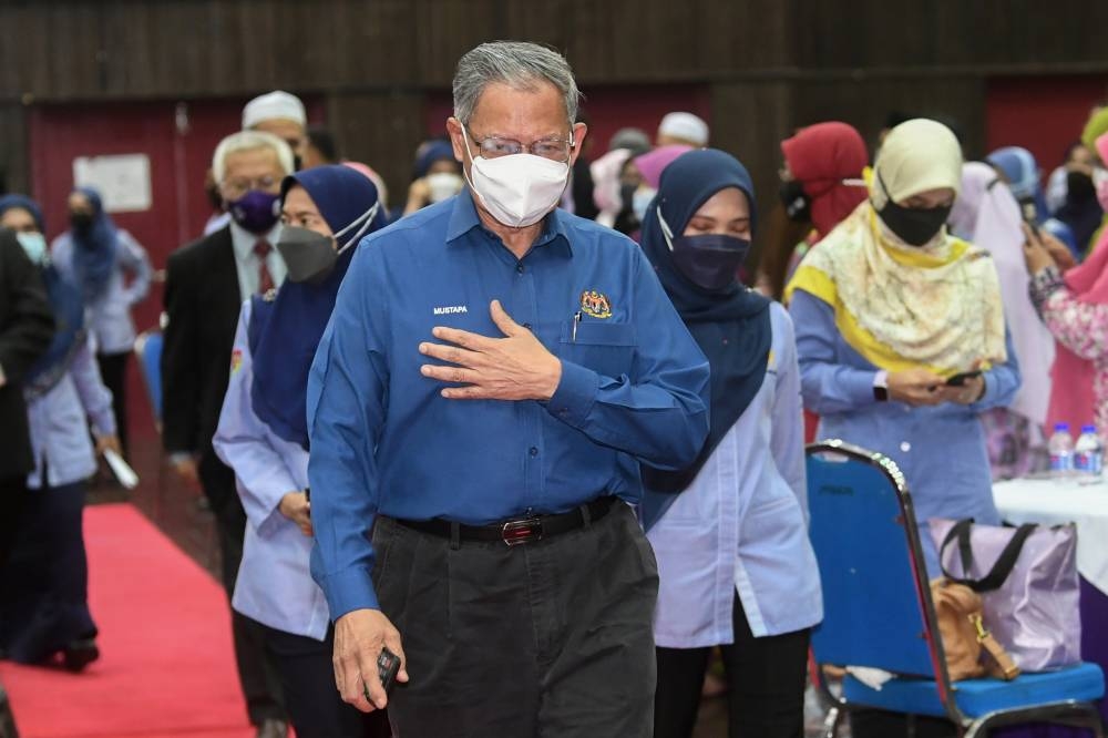 Mustapa said that the Keluarga Malaysia Hardcore Poverty Eradication Programme (BMTKM) would complement existing programmes to address the issue of poverty across all ethnic groups in Malaysia. — Bernama pic