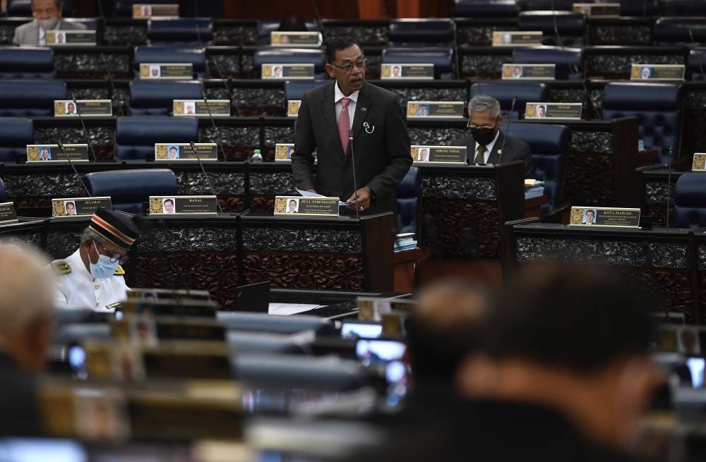 Deputy Minister of Domestic Trade and Consumer Affairs Datuk Rosol Wahid speaks at the Dewan Rakyat, July 25, 2022. — Bernama pic 