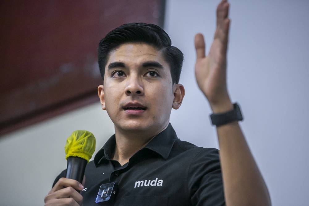 In the brief video, Syed Saddiq highlighted that the LCS project was not given through open tender, but was awarded through direct negotiation to the contractor Boustead Naval Shipyard. — Picture by Hari Anggara