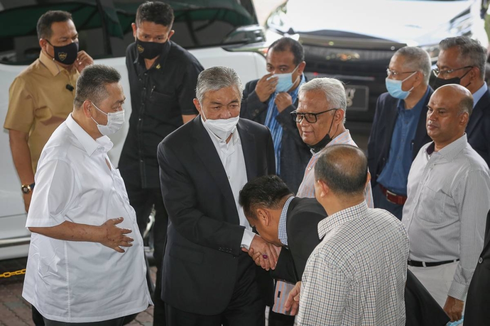 Datuk Seri Ahmad Zahid Hamidi arrives at the Shah Alam High Court August 10, 2022. — Picture by Yusof Mat Isa