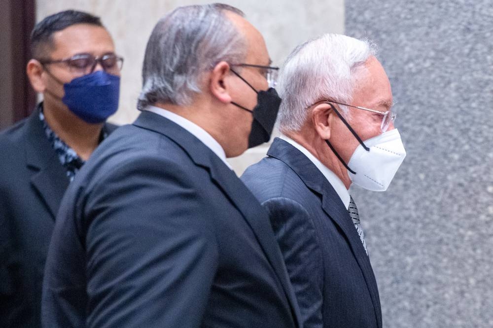 Datuk Seri Najib Razak arrives at the Palace of Justice in Putrajaya, August 16, 2022. — Picture by Shafwan Zaidon