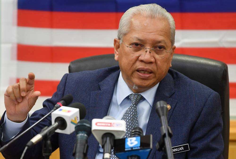 Tan Sri Annuar Musa said the Cabinet had discussed the permission to export chicken for which the Department of Veterinary Services (JPV) had submitted several recommendations. — Bernama pic 