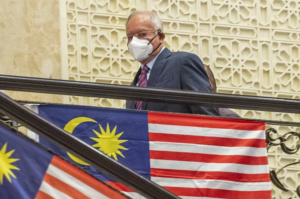 Datuk Seri Najib Razak arrives at the Palace of Justice in Putrajaya August 19, 2022. — Picture by Shafwan Zaidon