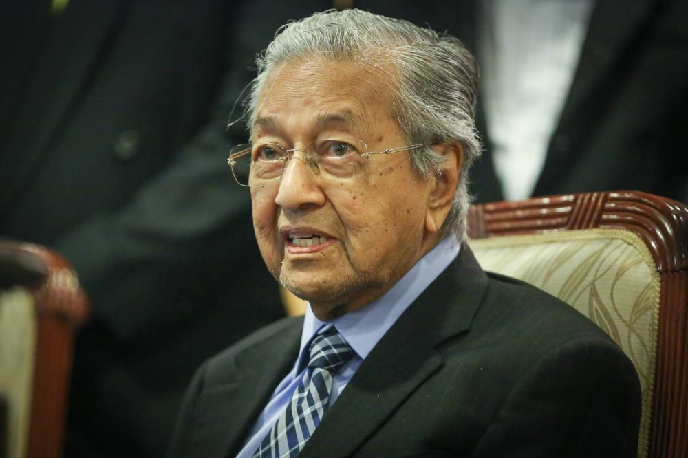 Tun Dr Mahathir Mohamad speaks during a press conference at the Perdana Leadership Foundation in Putrajaya August 4, 2022. — Picture by Yusof Mat Isa