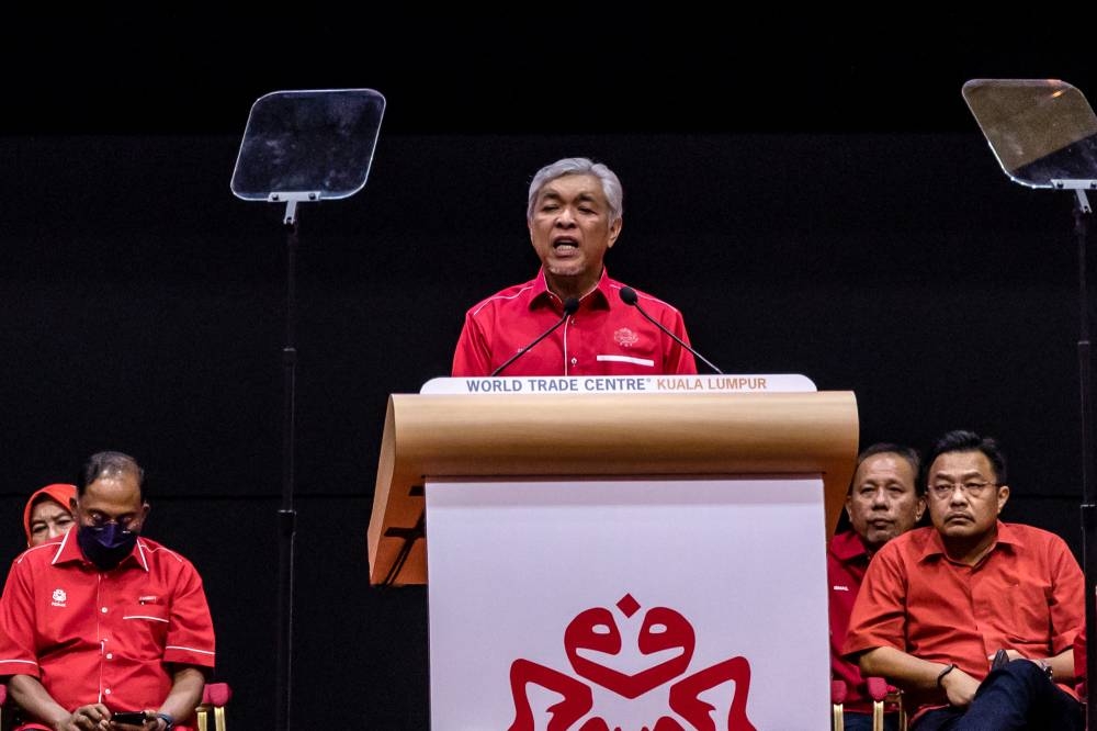 Umno president Datuk Seri Ahmad Zahid Hamidi speaks at an Umno special briefing with divisional committee members and leaders at World Trade Centre (WTCKL) Kuala Lumpur August 27, 2022. Picture by Firdaus Latif