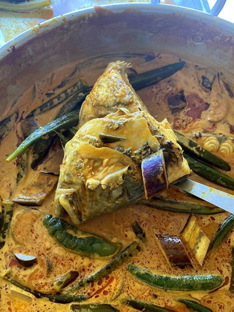 There is also fish curry where they use various types of fish.