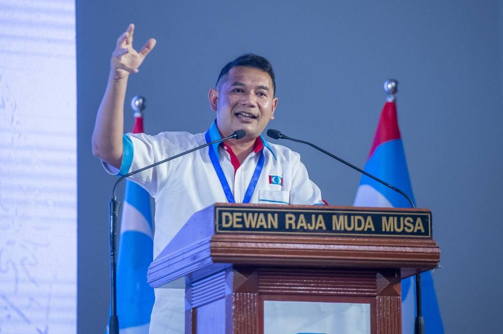 PKR deputy president Rafizi Ramli delivers his speech during the PKR election Cconvention in Shah Alam August 27, 2022. — Picture by Shafwan Zaidon