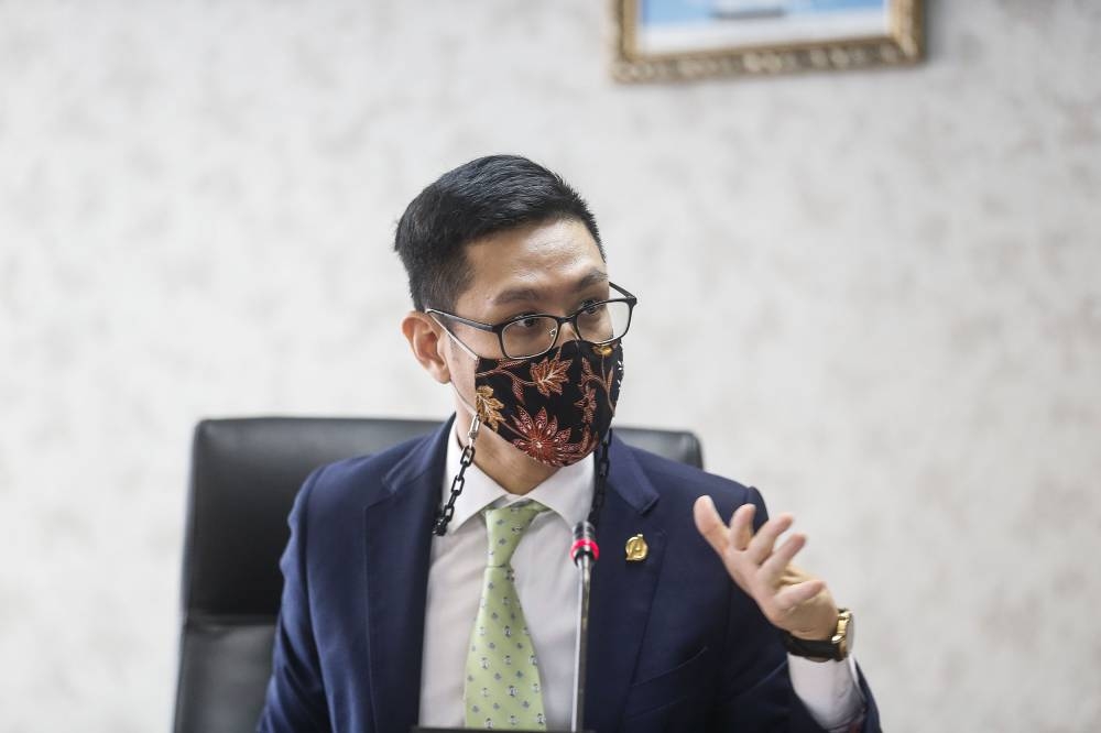 State exco Zairil Khir Johari addresses the media at Komtar in George Town on April 27, 2021. — Picture by Sayuti Zainudin