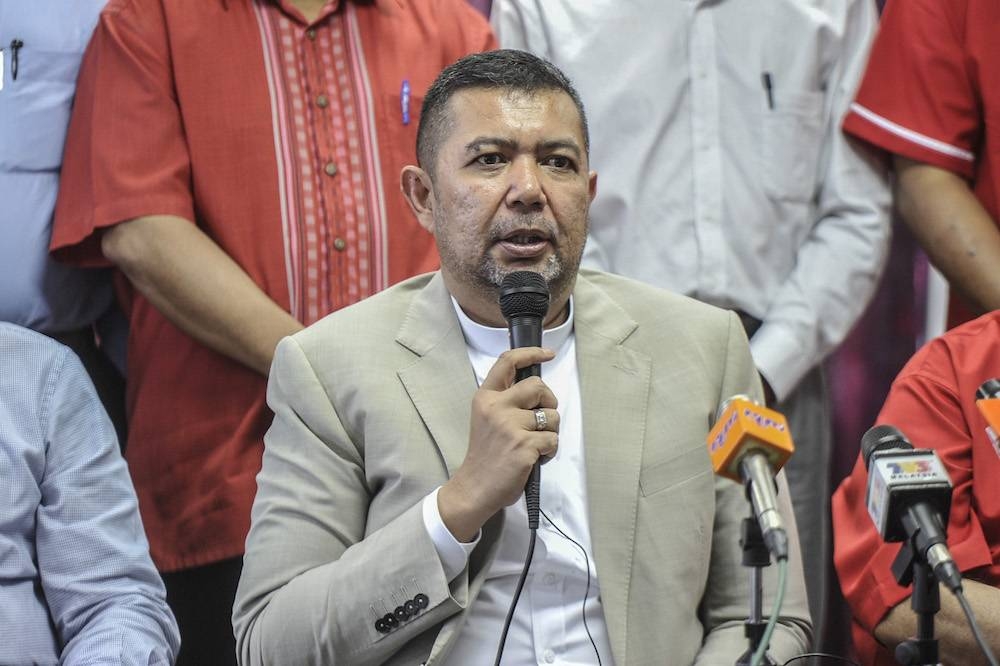 Datuk Marzuki Yahya speaks during a press conference in Petaling Jaya January 8, 2020. — Picture by Shafwan Zaidon