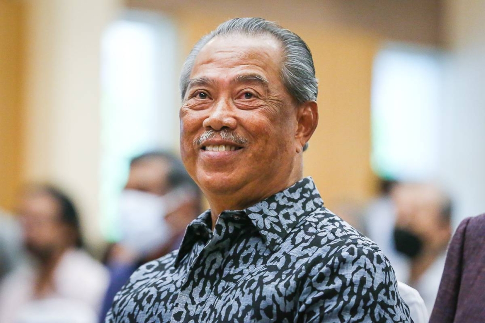 Tan Sri Muhyiddin Yassin says he is ready to face Umno's Datuk Seri Razali Ibrahim in Pagoh. — Picture by Yusof Mat Isa