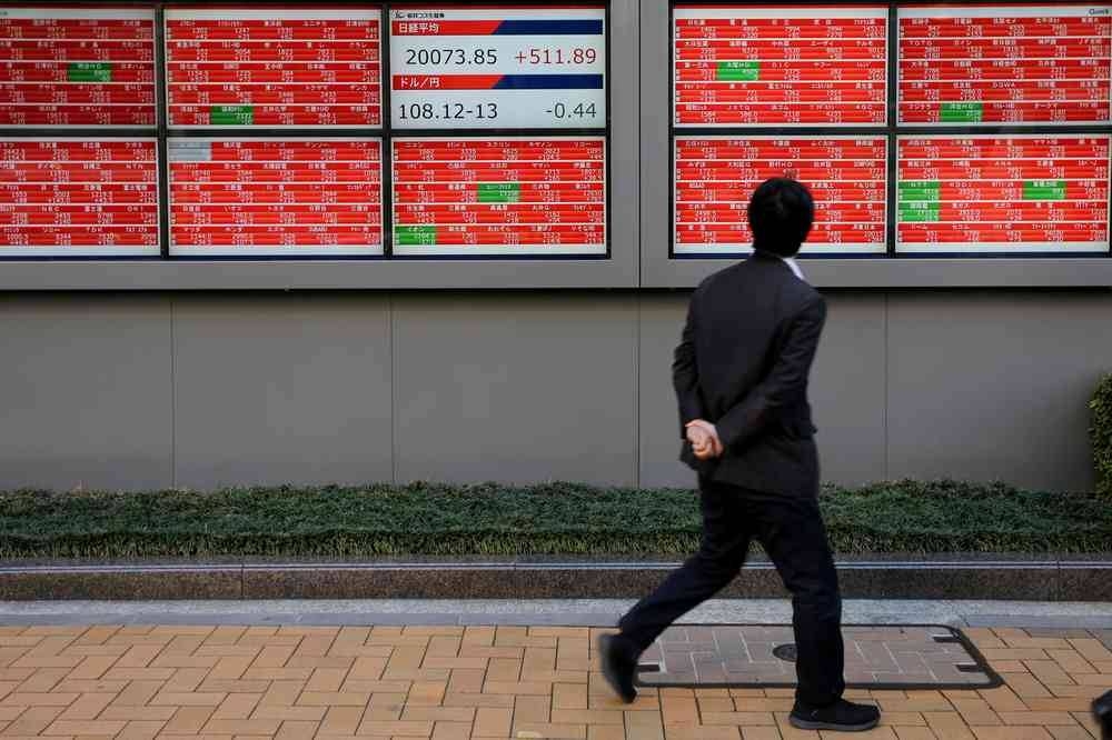 Asian and European markets rallied today, building on the momentum of gains in the United States and elsewhere at the end of last week, as investors price in the expectation of further interest rate hikes aimed at taming inflation. ― Reuters pic