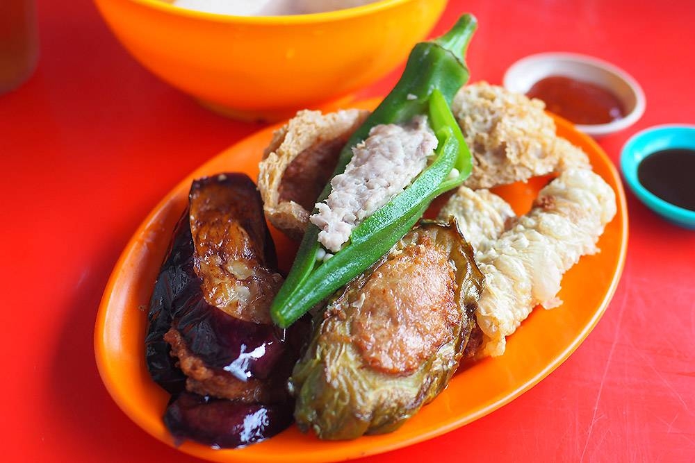 Relish this authentic, handmade Hakka 'yong tau foo' stuffed with a mixture of pork, fish and salted fish. — Pictures by Lee Khang Yi