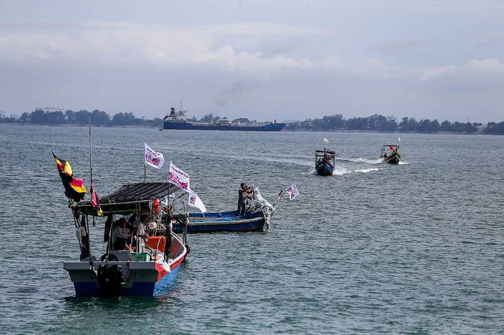 The PSR, covering an area of 17 square kilometres, is a development project that involves three man-made islands of 1,700 hectares in the waters of Permatang Damar Laut, near Bayan Lepas. — Picture by Sayuti Zainudin