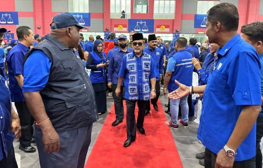 Tajuddin was reportedly present at the event as Umno’s head of the Pasir Salak division to take part in Perak BN's pledge submission to the heads of the party’s divisions in the state. — Picture via Facebook