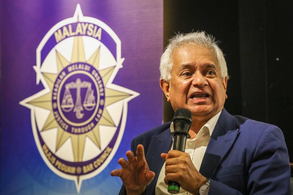 Former AG Tan Sri Tommy Thomas speaks at session during Bersih and the Bar Council conference on Necessary Pre-GE15 Reforms at the Crystal Crown Hotel in Petaling Jaya, July 6, 2022. — Picture by Yusof Mat Isa