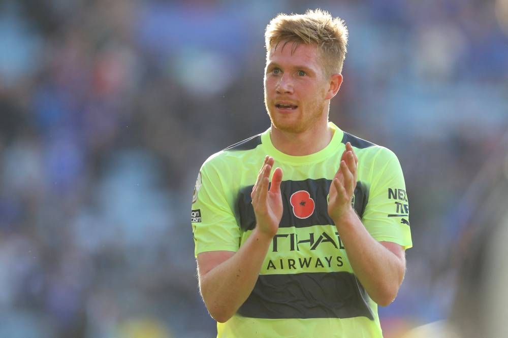 Manchester City's Belgian midfielder Kevin De Bruyne applauds supporters on the pitch after the English Premier League football match between Leicester City and Manchester City at King Power Stadium in Leicester, central England on October 29, 2022. — AFP pic