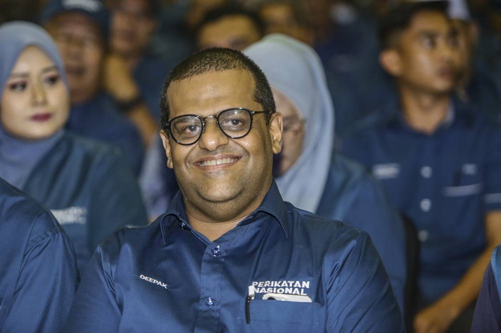 Pulai candidate J.R Deepak Jaikishan during Perikatan Nasional’s announcement of GE15 candidates at Mitec, November 1, 2022. — Picture by Hari Anggara