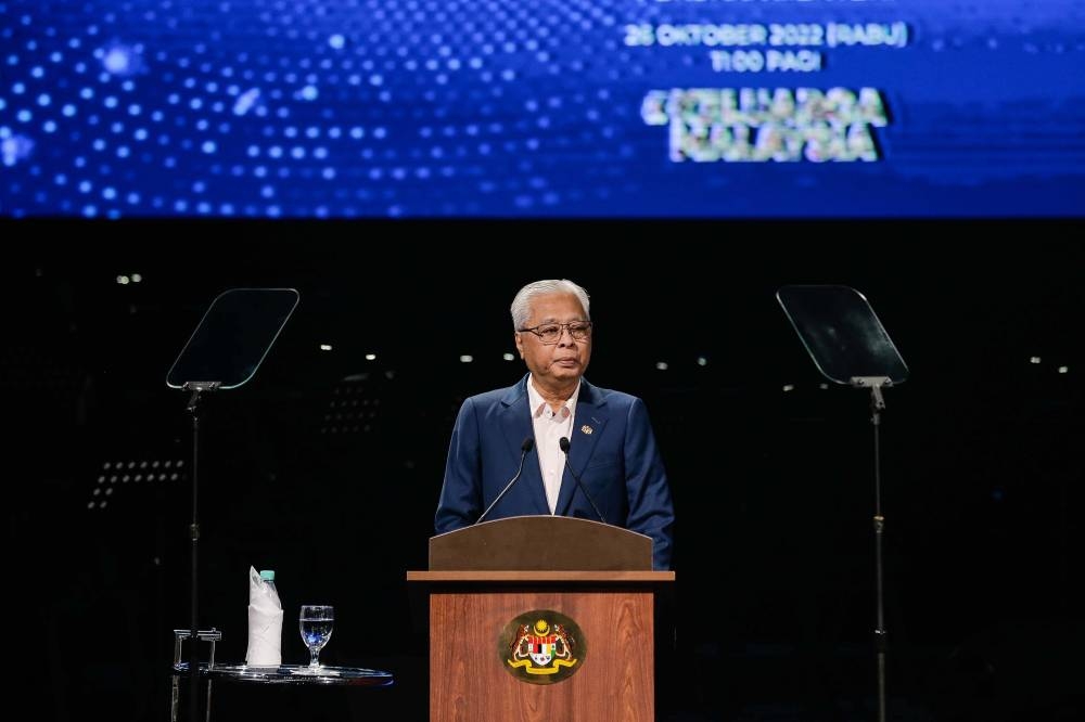 Caretaker Prime Minister Datuk Seri Ismail Sabri Yaakob delivers his speech during the launching of the Angkasapuri Media City in Penang October 26, 2022. — Picture by Sayuti Zainudin