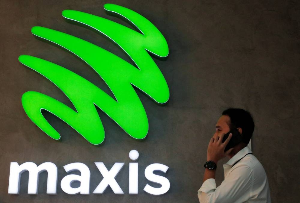 Maxis Bhd’s board of directors will be seeking shareholders’ approval to enter into the 5G access agreement with Digital Nasional Bhd (DNB). — Reuters pic