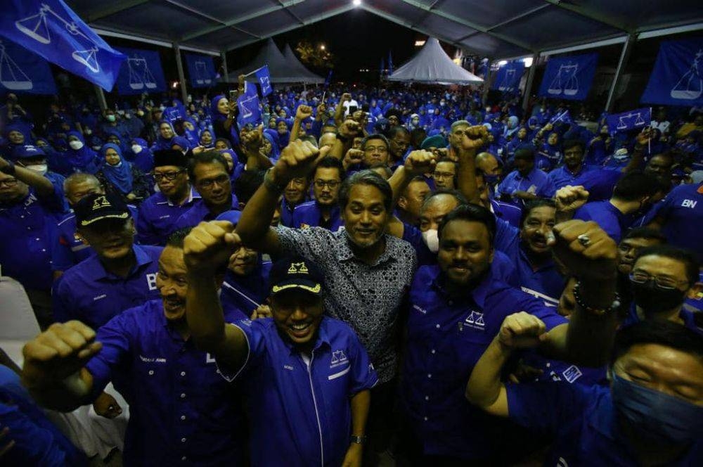 Khairy said the task of winning the Sungai Buloh seat will not be an easy one because the incumbent had won the seat by a 20,000 vote majority during the 14th general election. — Picture via Facebook