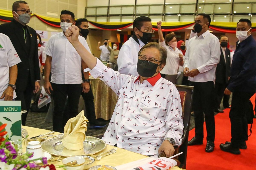 Tan Sri Abang Johari Openg and other party leaders are pictured during PRN counting night event at Borneo Convention Centre in Kuching in this file picture taken on December 14, 2021. — Picture by Yusof Mat Isa