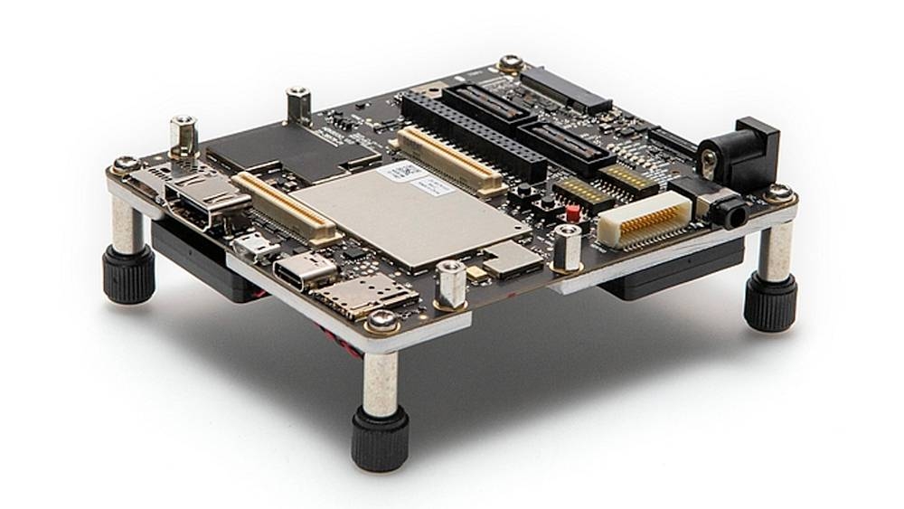 Qualcomm Innovators Development Kit Packs Their Latest Hardware And 