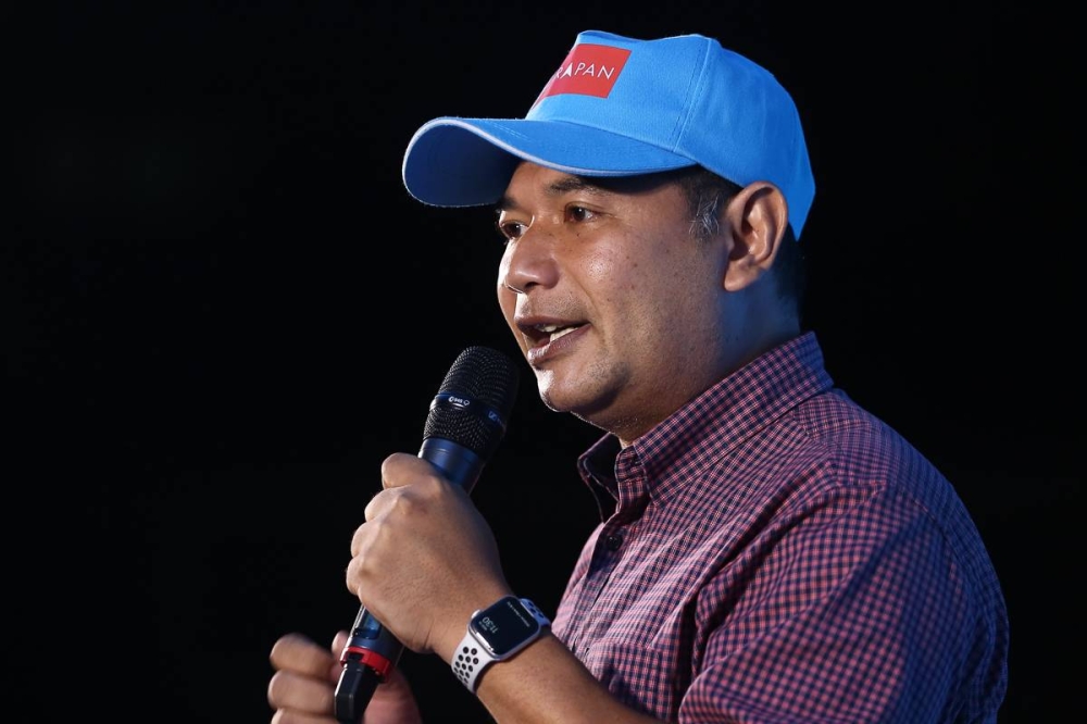 PKR deputy president Rafizi Ramli said he is currently awaiting further developments from the party’s legal team but has himself relayed instructions to them to make preparations to lodge an election petition against Muhyiddin. — Picture by Yusof Mat Isa